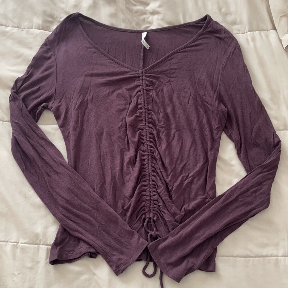Tops - Picture 3 of 3